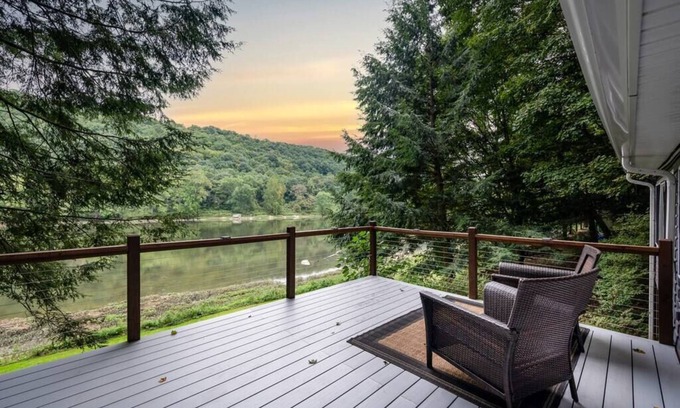 Turkey City House | The Propless Retreat