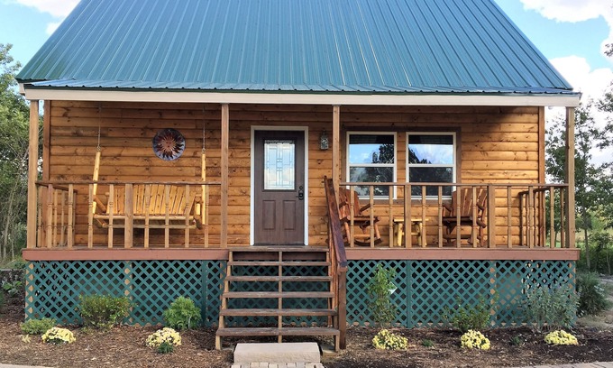 Lyons Cottage | The Quail Run Cottage - An Exquisite Getaway