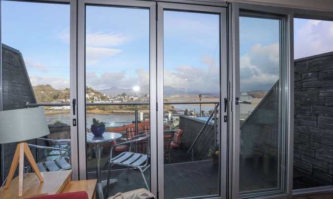 Borth-y-Gest Cottage | The Quarterdeck