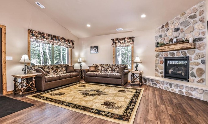 Conover House | The Raccoon