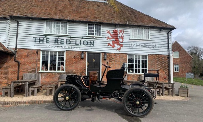 Charing Bed & Breakfast | The Red Lion Charing Heath