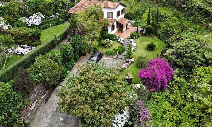 Sao Vicente Cottage | The REFUGE is the perfect place to relax in harmony with nature.