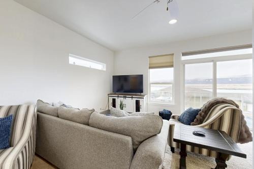 Quincy House | The River View on Riverview Way