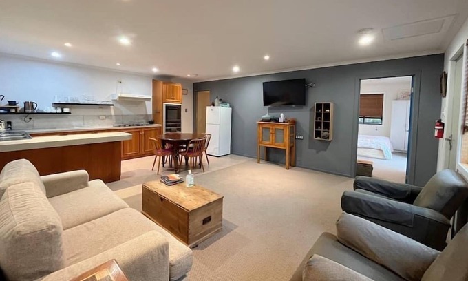 Margate House | The Riveting house at Margate