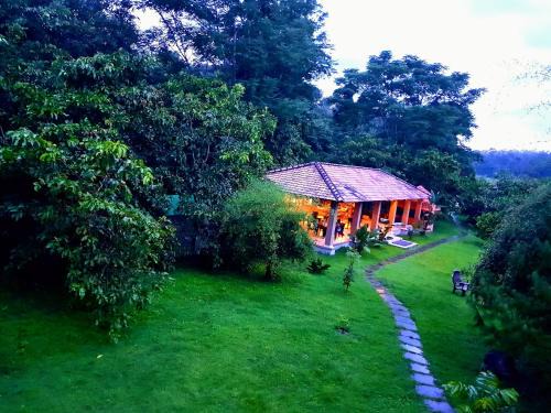 Virajpet House | The Road's End