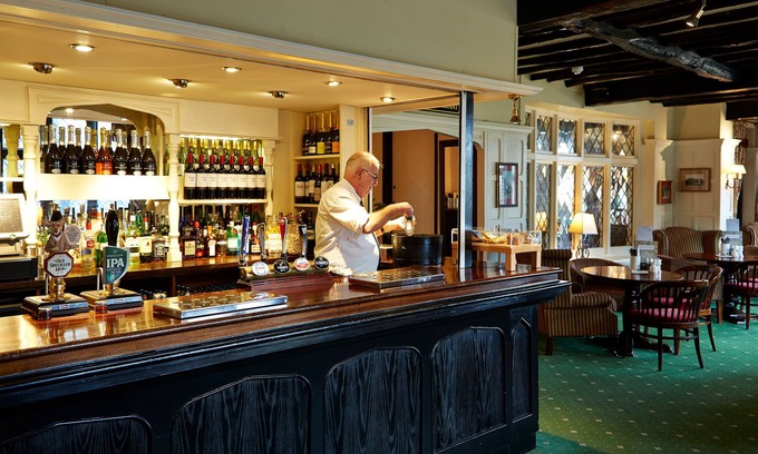 Wych Cross Hotel | The Roebuck Hotel by Greene King Inns