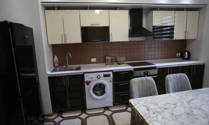 Dushanbe Apartment | The Rudaki Apartment - Suite with City View 2nn