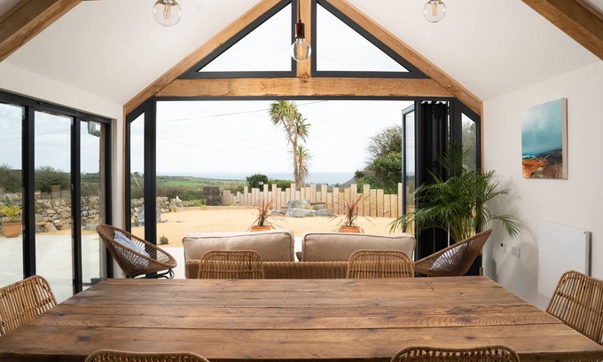Helford Passage Cottage | The Rum House