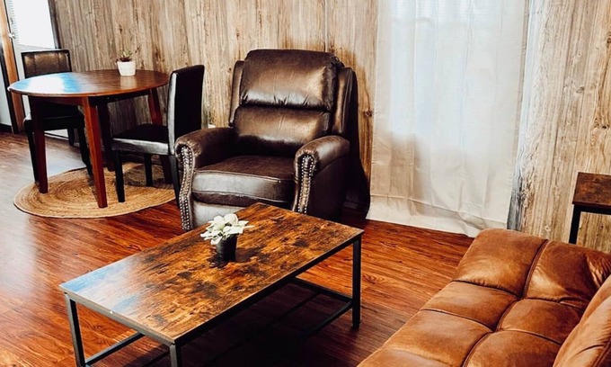 Piedmont Cabin | The Rustic Roots Retreat