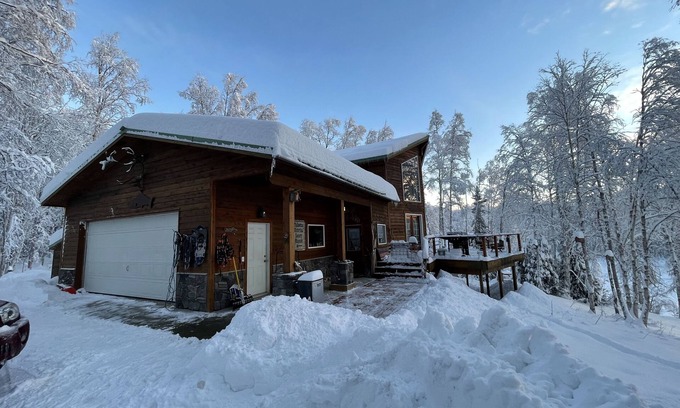 Susitna North House | The Rusty Salmon Lake House with Deck, Dock, Canoe and Kayaks