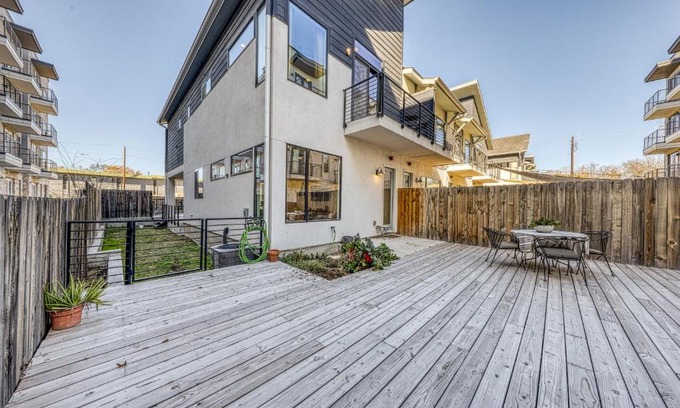 Highland Apartment | The Saint on St Johns