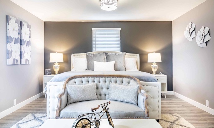 Walton House | The search is over! Perfectly located between the Ark & the Creation Museum!