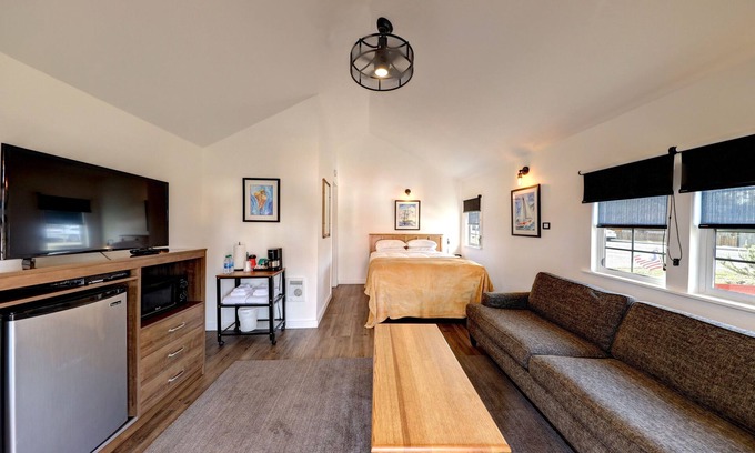 Seaview Hotel | The Seaview Cottages