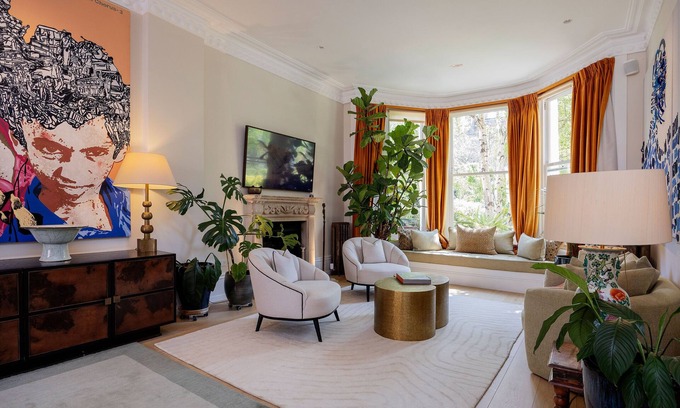 St. Helen's House | The Secret Oasis, by Veeve