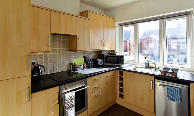 Lytham St. Anne's Apartment | The Shoreline Retreat