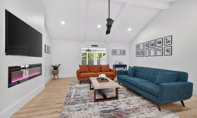 Malbis House | The Skipper’s Hideaway: Golf Course & Pool Oasis