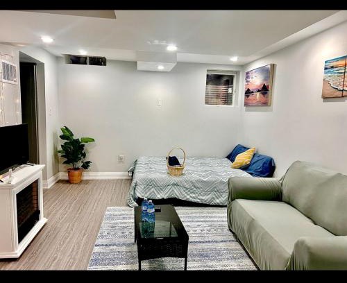 Halton Regional Municipality House | The Sleek Shelter