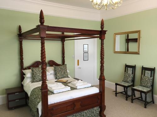 Shanklin House | The Snowdon House