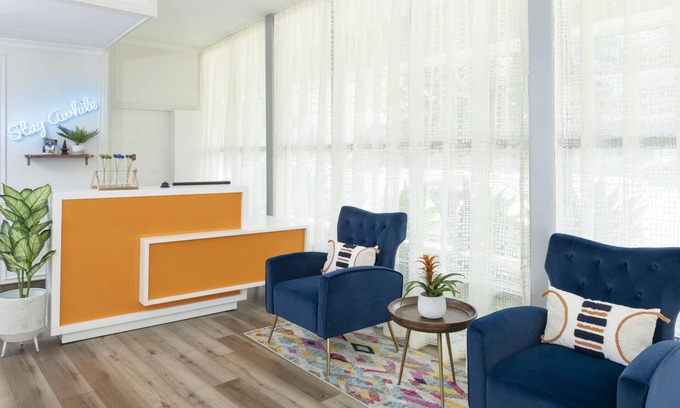 Sherman Oaks Hotel | The Sojourn Los Angeles - Sherman Oaks