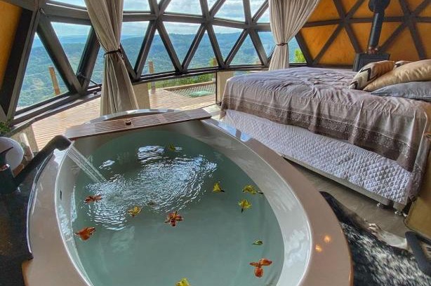 Alfredo Wagner Villa | THE SPACE - Welcome to the sky - Domo Geodésico