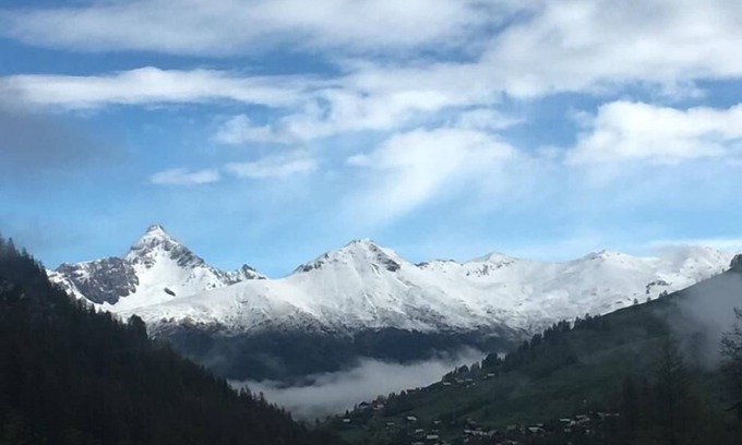 Saint-Veran Other | "The stable of Eliris" in an old traditional farm of Queyras