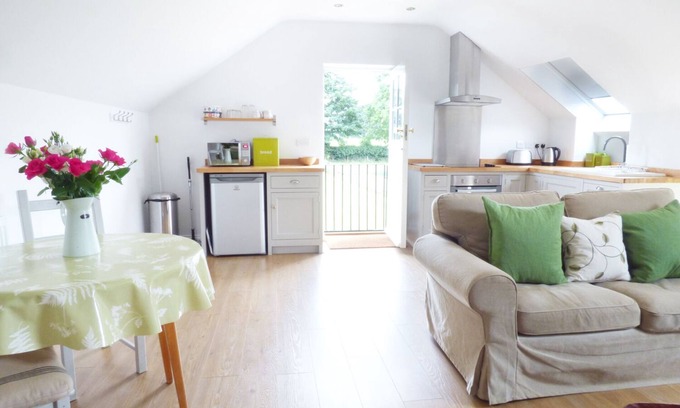 Crayke Cottage | The Stables, Crayke Lodge