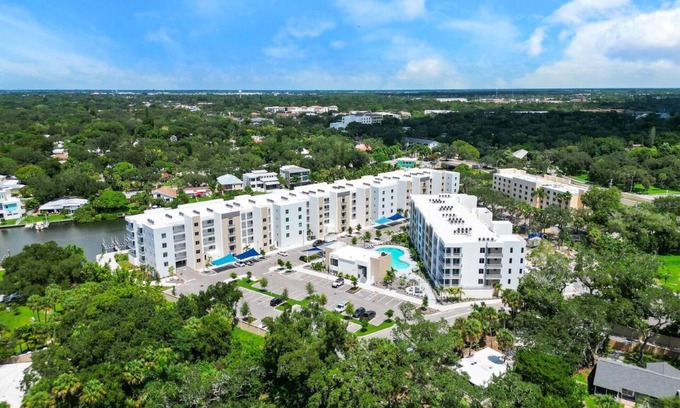 North Trail Condo | The Strand of Sarasota 509