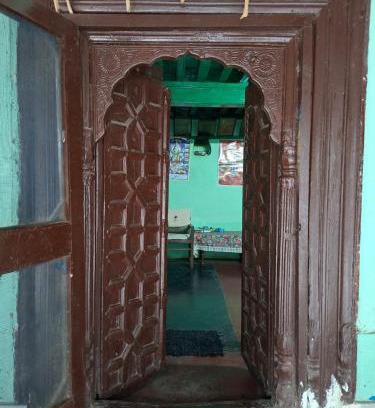 Dera Gopipur Bed & Breakfast | The Thanedar Sahib
