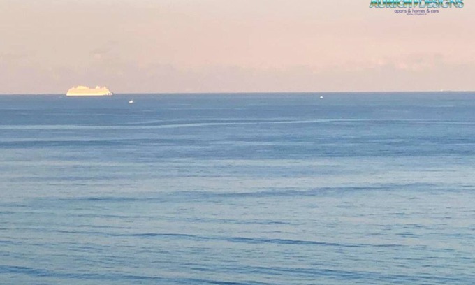 Hollywood South Central Beach Apartment | The Tides on the Beach by Aurich Designs