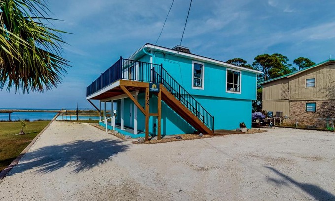 Dauphin Island House | The Tipsy Seagull