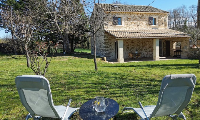 Goudargues Cottage | The Toupian Basin, surrounded by nature, swimming in the river