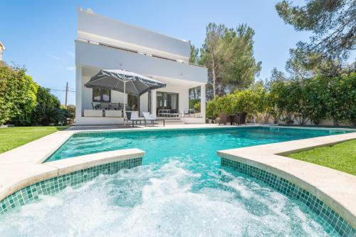 El Toro Villa | The Tower Villa