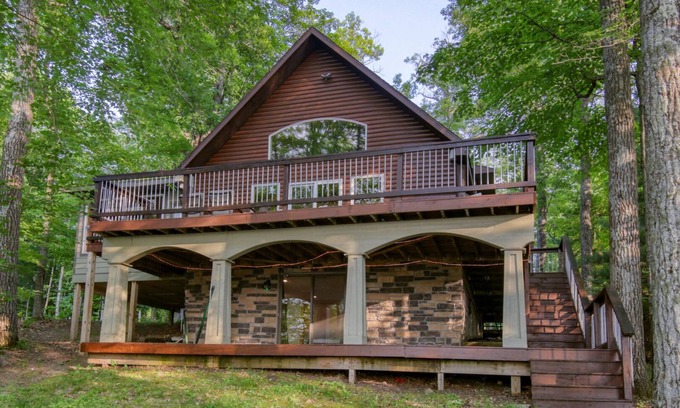 New Auburn Cabin | The Tree fort on Lower Long Lake