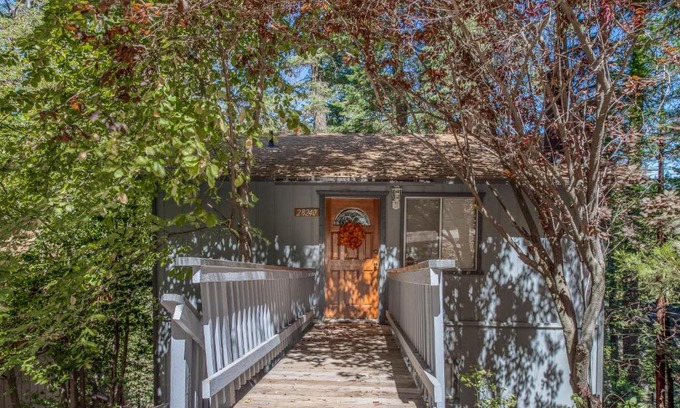 Arrowhead Villas House | The Treehouse