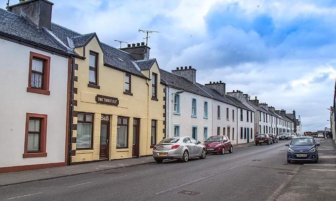 Laphroaig Bed & Breakfast | The Trout Fly Guest House