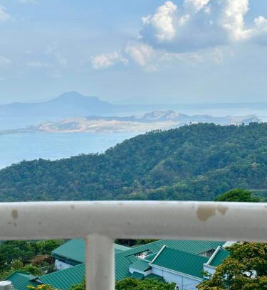 Silang Junction South Hotel | The Two Captain's Place - Tagaytay Prime Residences 19th floor TAAL VIEW