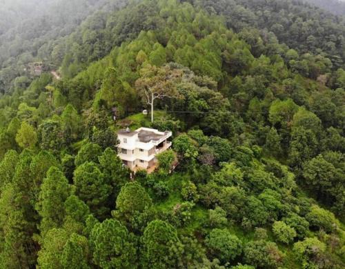 Lansdowne House | The Umri Lansdowne, 4-bedroom homestay