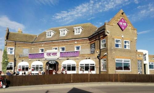 Chapel Saint Leonards Hotel | The Vine Hotel Chapel st Leonards