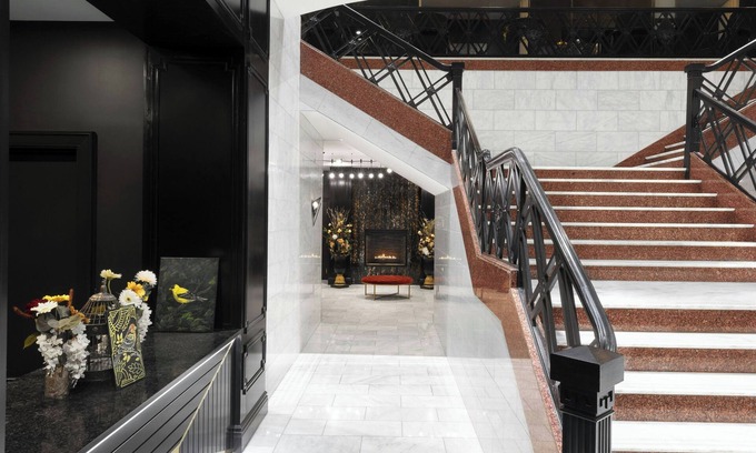 Sioux City Hotel | The Warrior Hotel, Autograph Collection