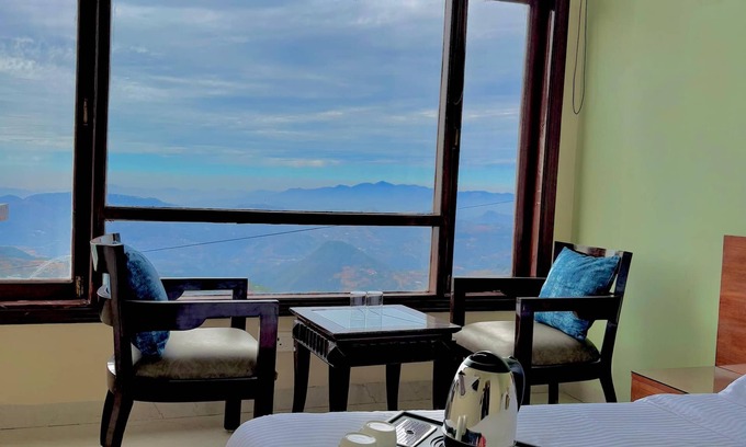 Shoghi Hotel | The waypointinn