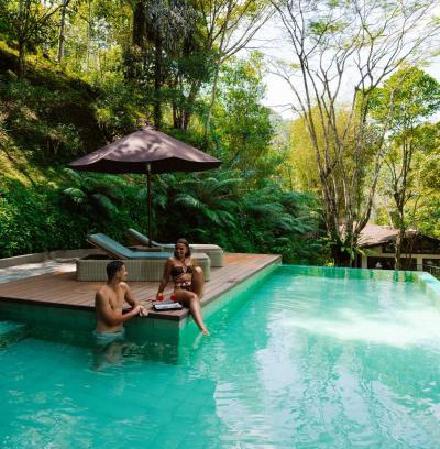 Ganga Ihala Korale Villa | The Weir House