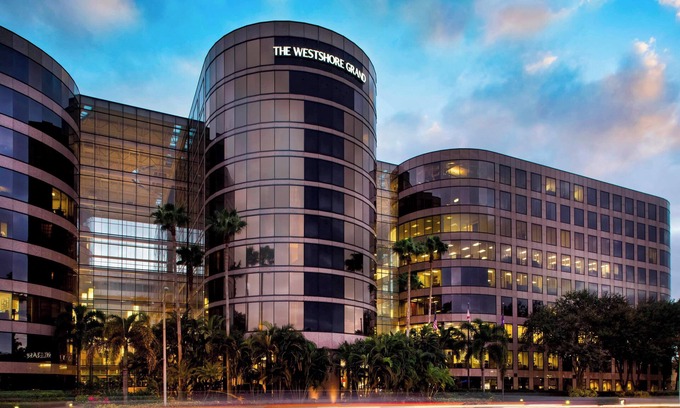 Beach Park Hotel | The Westshore Grand, A Tribute Portfolio Hotel, Tampa