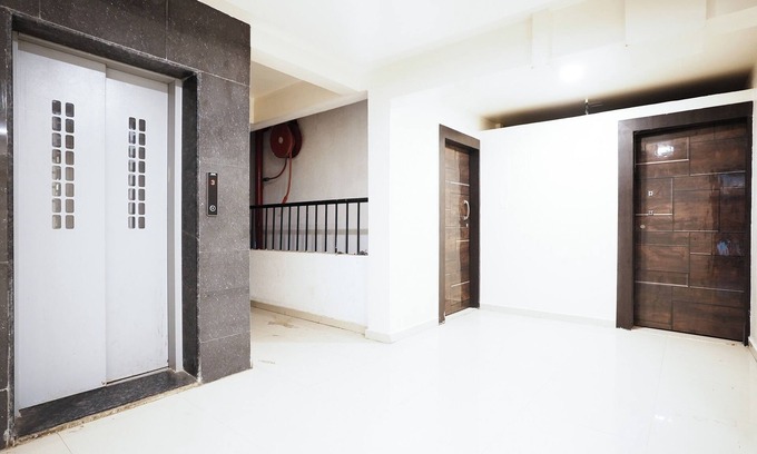 Nanded Hotel | The White House