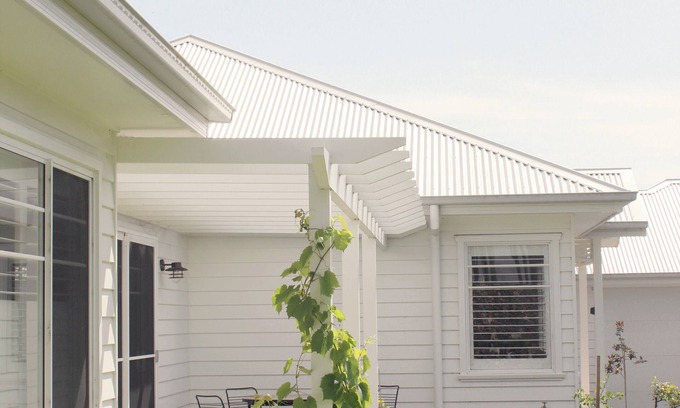 Worrigee House | The 'White House' on Tee. Luxury house, close to weddings!