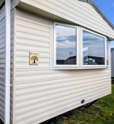 Eyemouth House | The Willow Caravan Holiday Home