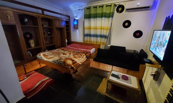 Yaounde Apartment | The Yafé Bastos 3