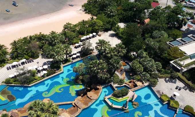 North Pattaya Resort | The Zign Hotel