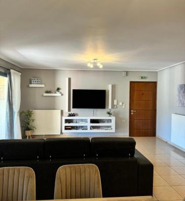 Argostoli Town Apartment | Theasis Apartment