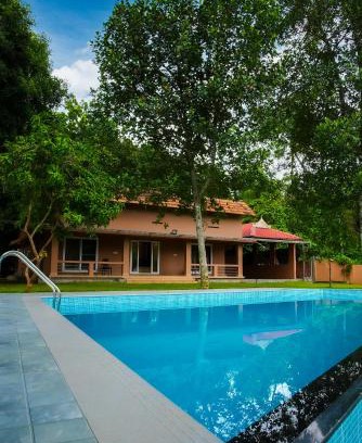 Irinjalakuda House | Theeram Riverside Holiday Home