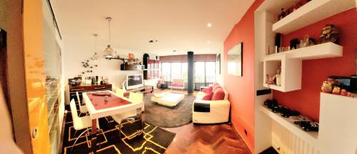 Elvina Apartment | TheLBhome-Moderno duplex con terrazas wifi-Netflix